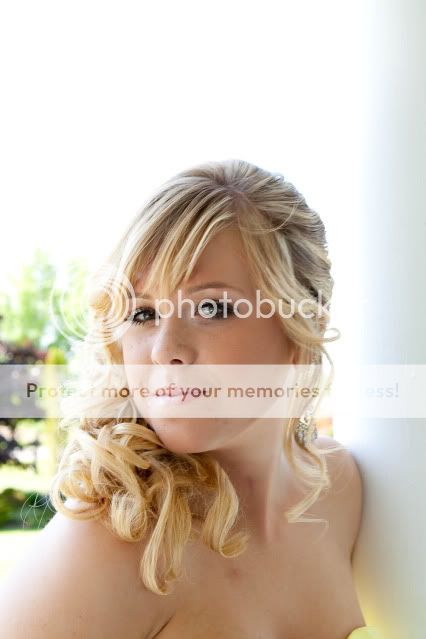 IMAGE: http://i363.photobucket.com/albums/oo75/meggyisme/Random%20Photos/IMG_5364.jpg