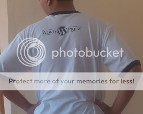 Kaos WordPress Belakang Kaos WordPress Belakang