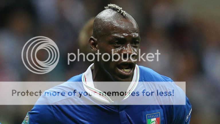 Balotelli là mối đe dọa cho đội tuyển Anh