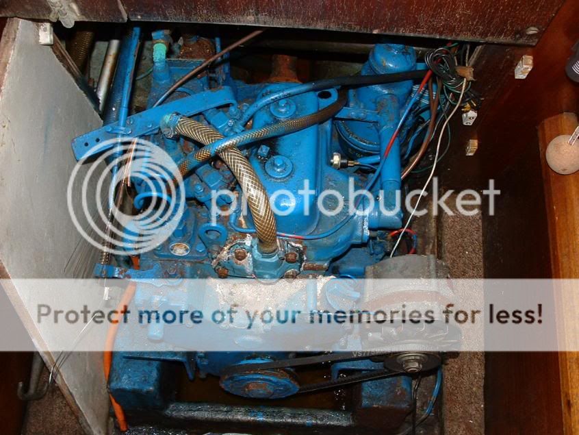 Hydromarine DM12 / KUBOTA ZL600 2 Cyl Engine Photo by Watson47ft