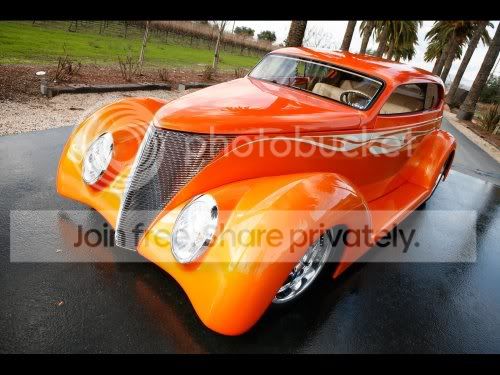 1937_Ford_Sedan_004.jpg